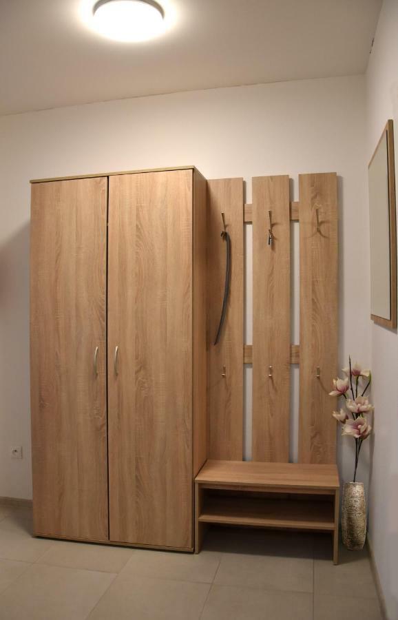 Elemir Appartement Bešeňová Buitenkant foto