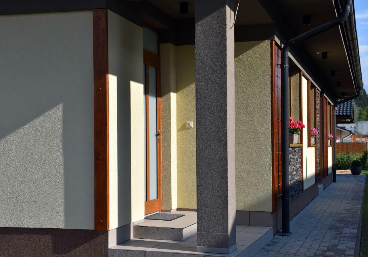 Elemir Appartement Bešeňová Buitenkant foto