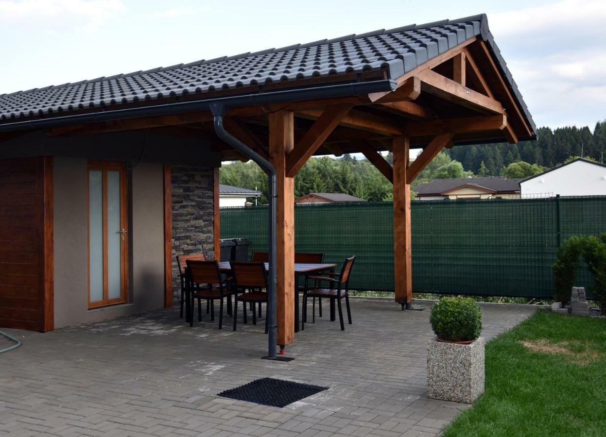 Elemir Appartement Bešeňová Buitenkant foto